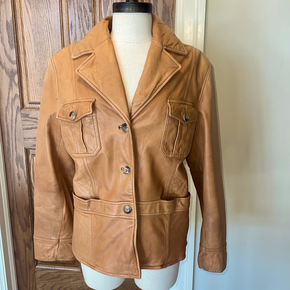 Madison Creek Outfitters vintage light tan leather jacket